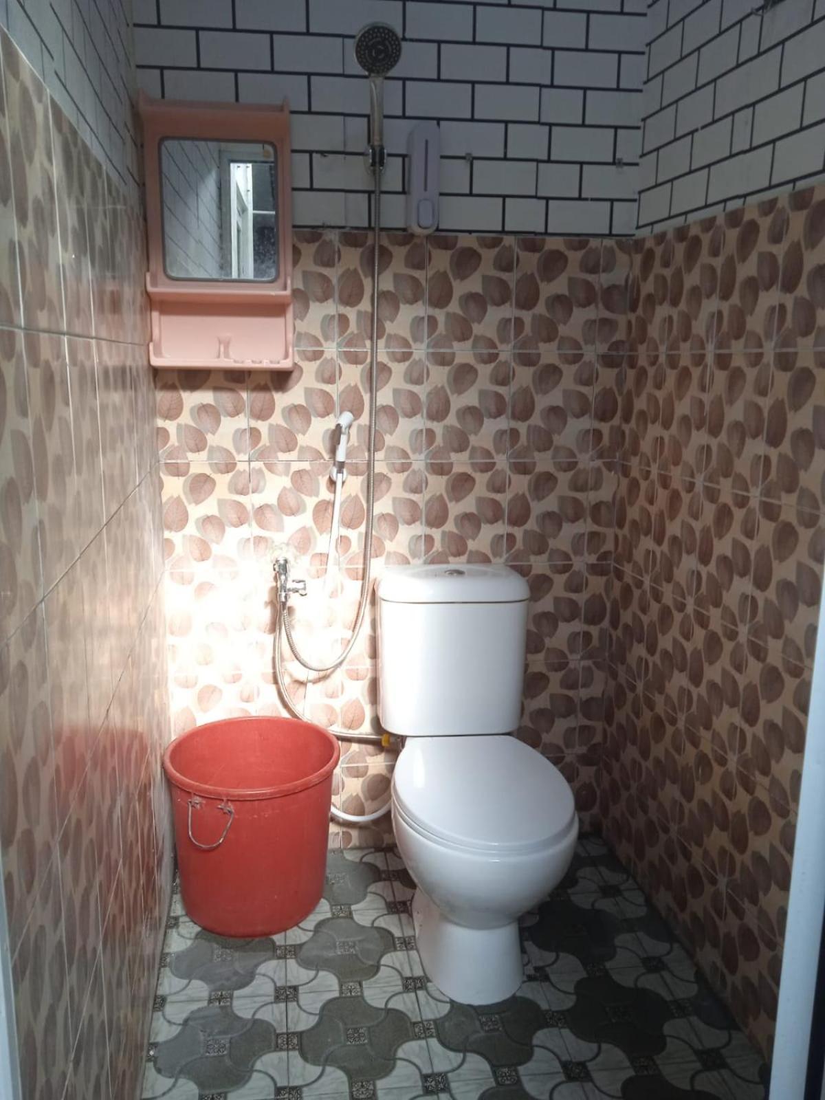 Shifana Homestay Syariah Yogyakarta Bagian luar foto